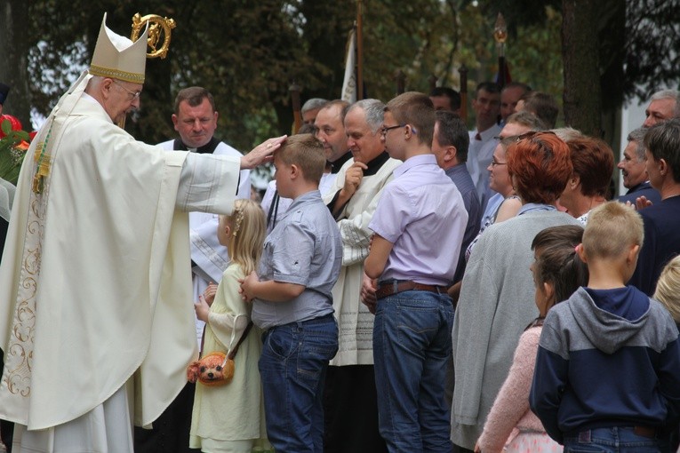 Abp Stanisław Gądecki w Rostkowie