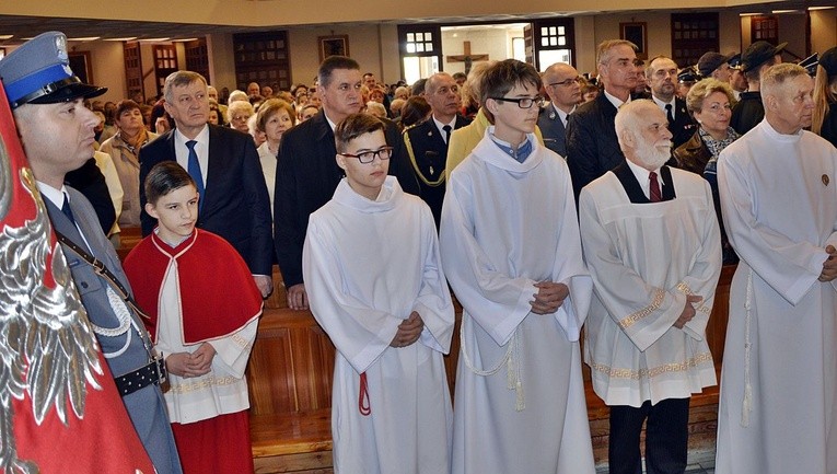 Abp Tomasz Peta w Płońsku