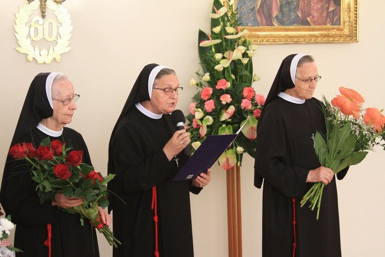 Płock. Jubileusze zakonne u sióstr pasjonistek