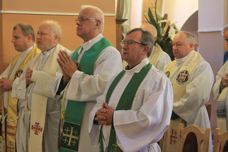 Byli alumni-żołnierze w Pomiechowie