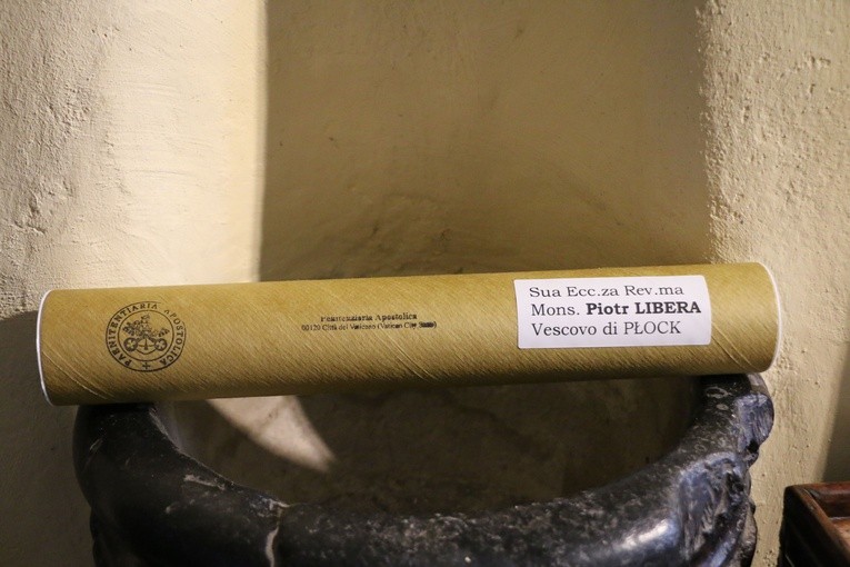 Czerwińsk. 50. rocznica koronacji obrazu Matki Bożej, cz. I