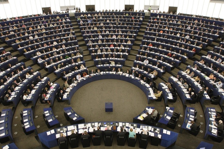 PE przyjął rezolucję ws. wyroku polskiego Trybunału Konstytucyjnego
