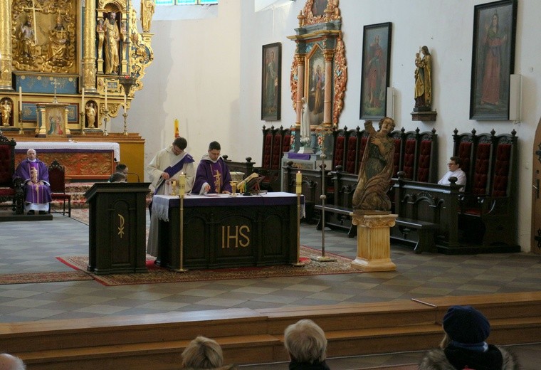 Figura św. Marii Magdaleny w Nowym Stawie