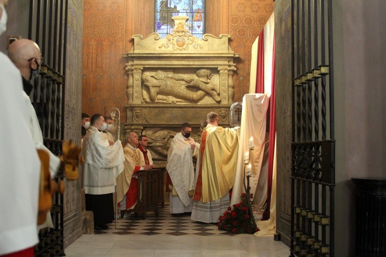 Płock. Msza Wieczerzy Pańskiej