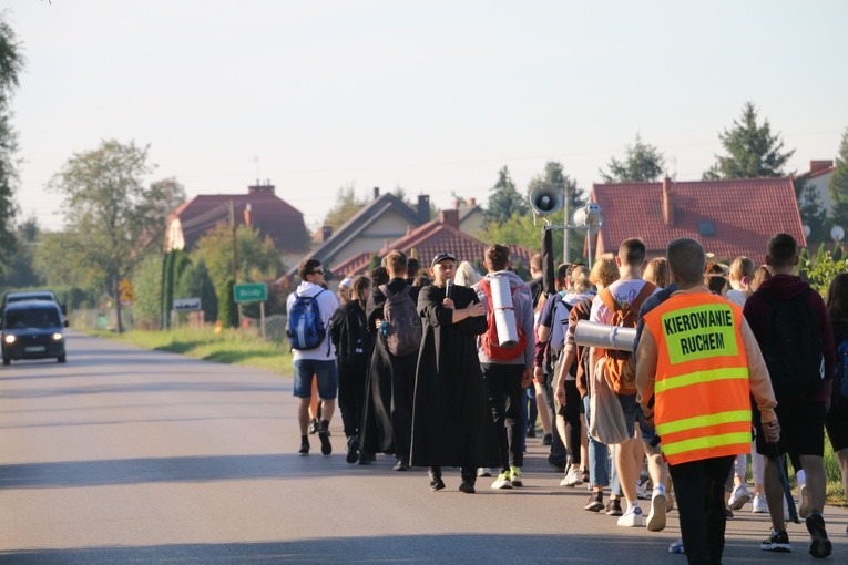 Młodzieżowa Piesza Pielgrzymka z Płońska do Czerwińska n. Wisłą
