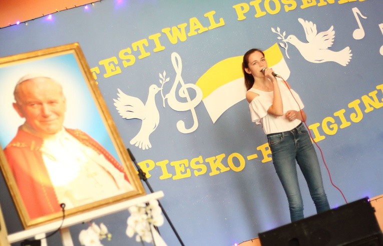 Konkurs piosenki religijno-papieskiej
