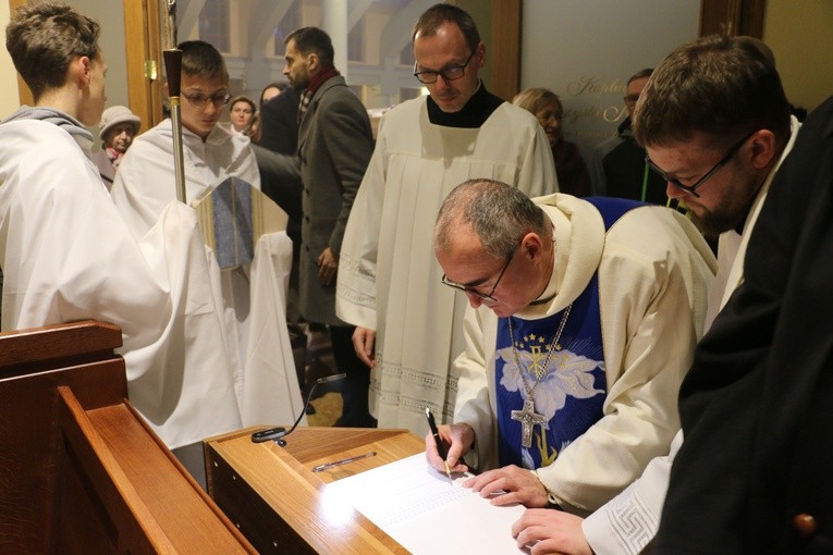 Ciechanów. Kaplica wieczystej adoracji