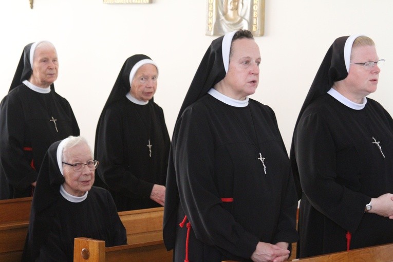 Obłóczyny u sióstr pasjonistek