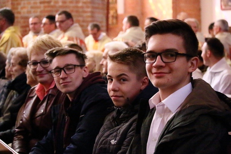 Msza Krzyżma w katedrze elbląskiej