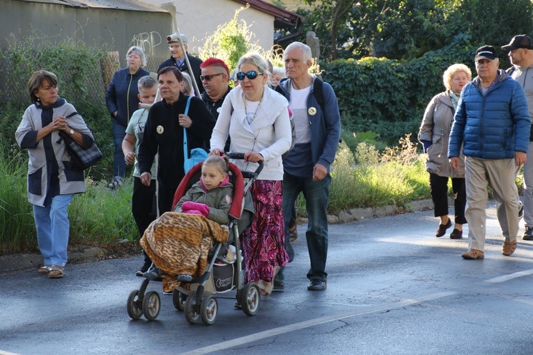 Płock. Wyjście pielgrzymki do Skępego