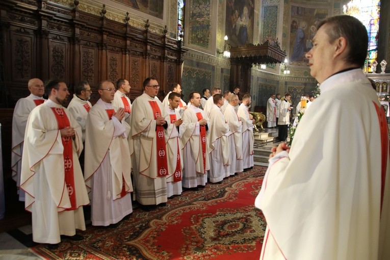 Płock. Święcenia kapłańskie - cz. 1