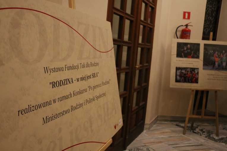 Płońsk. Projekt "Rodzina - w niej jest SIŁA"
