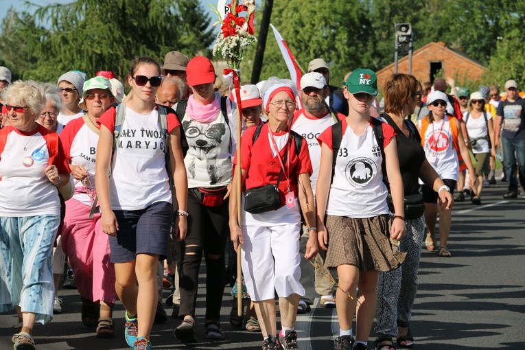 Grupa biało - czerwona