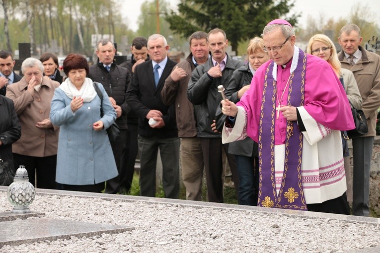 Jubileusz parafii w Karniewie