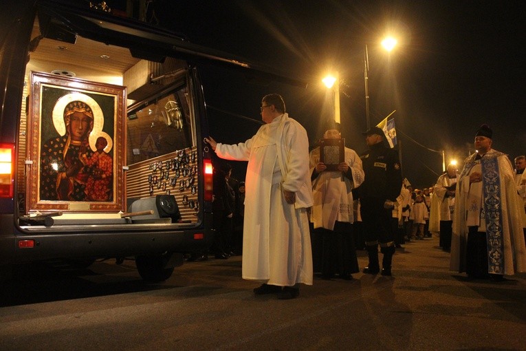 Pomiechowo I. Nawiedzenie w parafii św. Anny