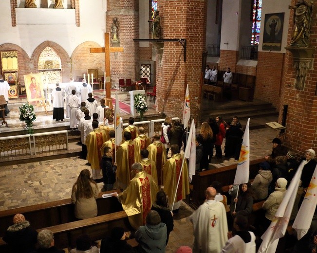 Symbole ŚDM - Katedra św. Mikołaja, dzień drugi 