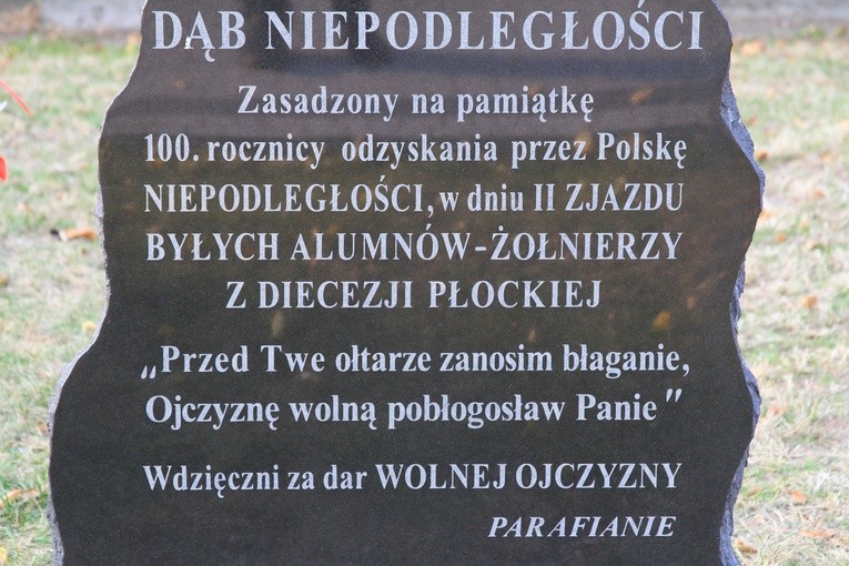 Byli alumni-żołnierze w Pomiechowie