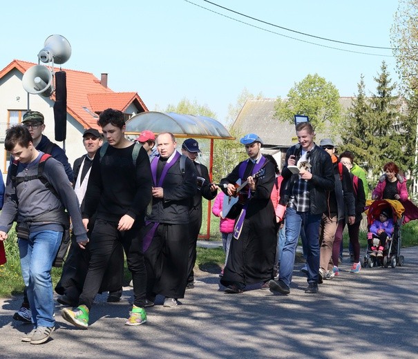 Z Elbląga do Świętego Gaju