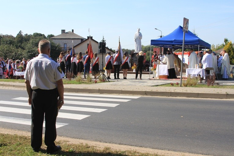 Bogurzyn. Upamiętnienie ks. Władysława Skierkowskiego