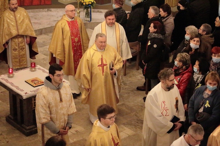 Elbląg. Boska Liturgia w intencji pokoju