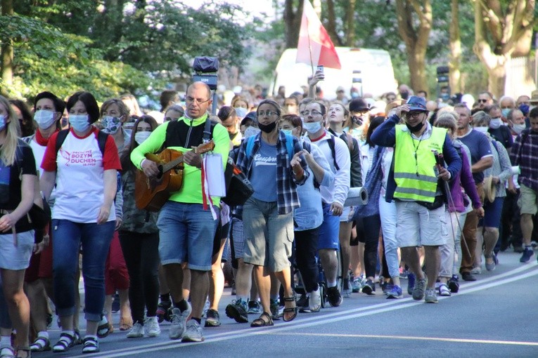 Pielgrzymka z Płocka na Jasną Górę. Cz. 2.