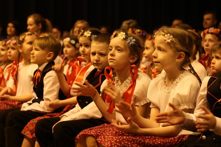 Koncert "Małych Karniewiaków"