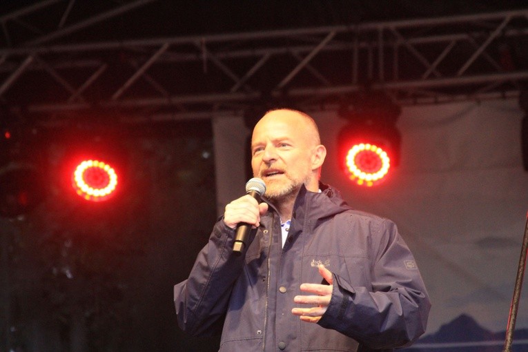Rostkowo. Pielgrzymka młodzieży