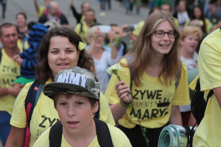 Pielgrzymka. Jasna Góra (część 1)