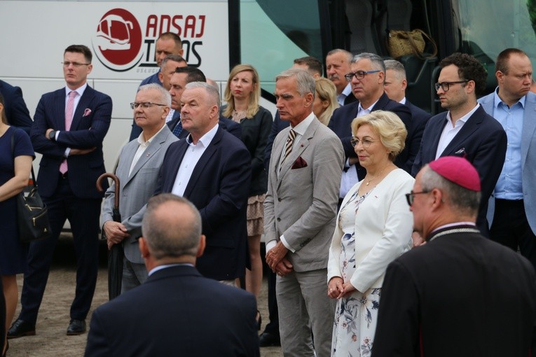 Góry k. Płocka. Otwarcie i poświęcenie farmy fotowoltaicznej