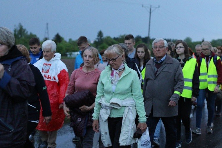 II Nocna Pielgrzymka z Modlina do Czerwińska