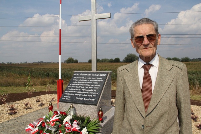 Odsłonięcie pomnika w Radłowie