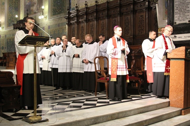 Droga Krzyżowa i przebłaganie