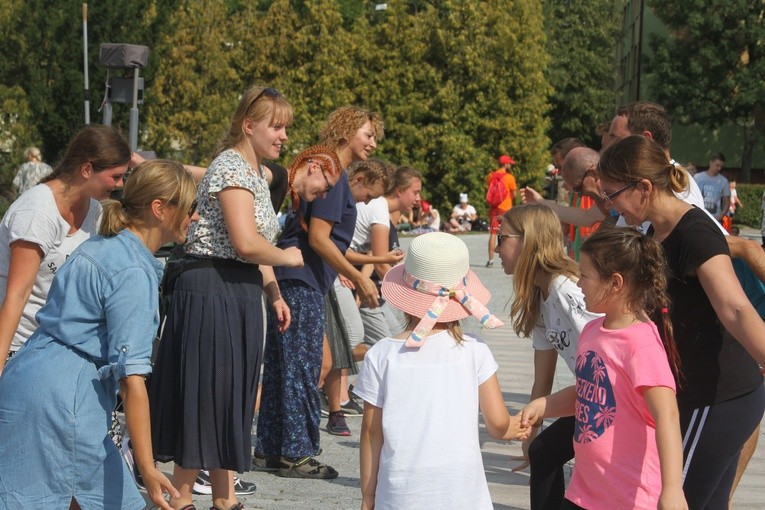 Pielgrzymka 2019. Obiad w Gostyninie