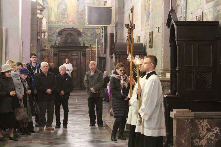 Droga Krzyżowa i przebłaganie