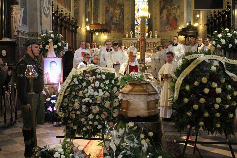 Pogrzeb ks. Piotra Błońskiego cz.1