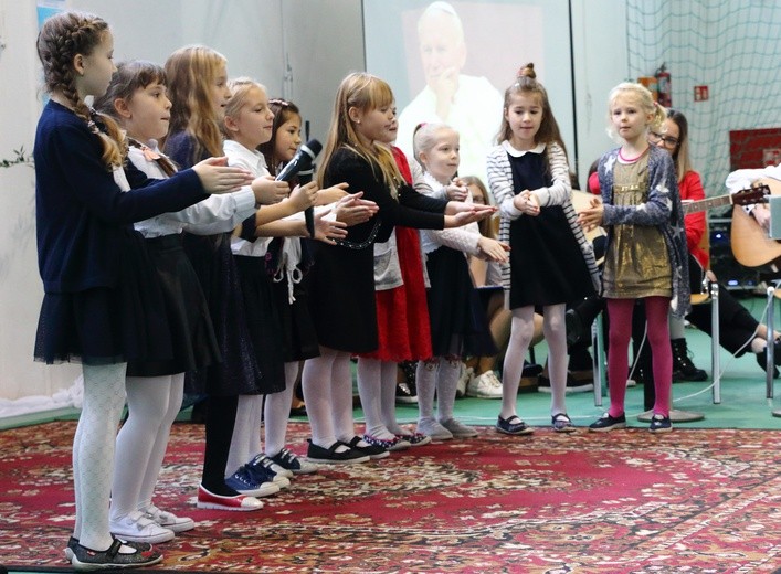 Poświęcenie budynków w ZS Katolickich w Malborku