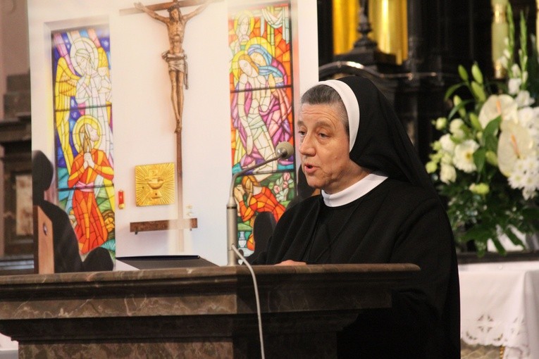 Płock. 100-lecie sióstr pasjonistek. Część I
