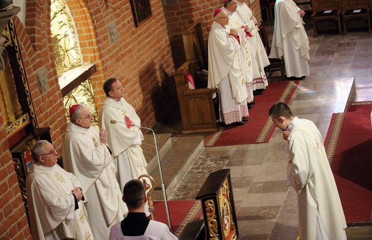 Msza Krzyżma w katedrze elbląskiej