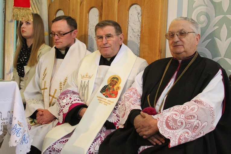 Okalewo. Nawiedzenie w parafii Matki Boskiej Szkaplerznej