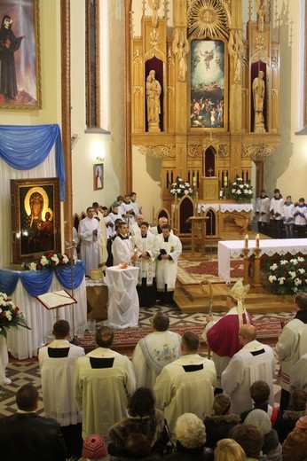 Dzierżenin. Nawiedzenie w parafii św. Tomasza Apostoła