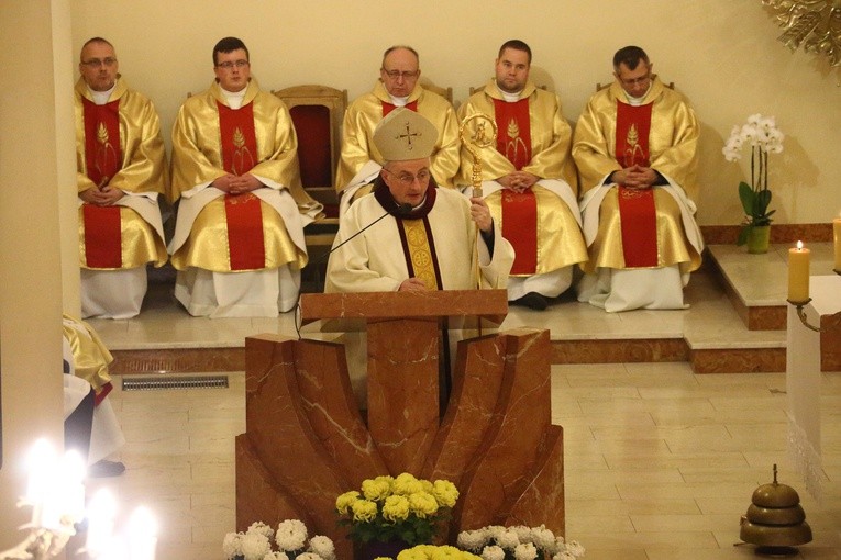 Symbole ŚDM - Iława, Brat Albert