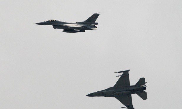 Polskie F-16 przechwyciły rosyjski samolot rozpoznawczy nad Bałtykiem